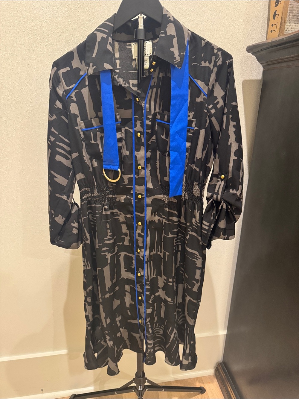 Ice‎ Black and Gray Abstract Shirt Dress with Blue Trim
